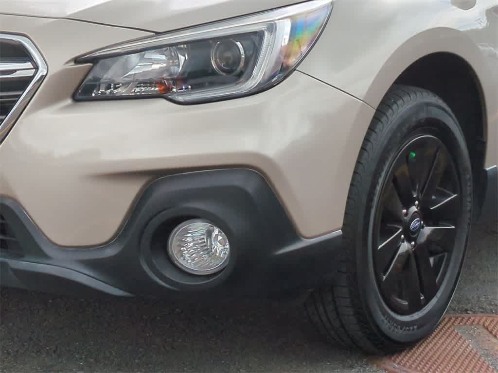 2019 Subaru Outback Premium 11