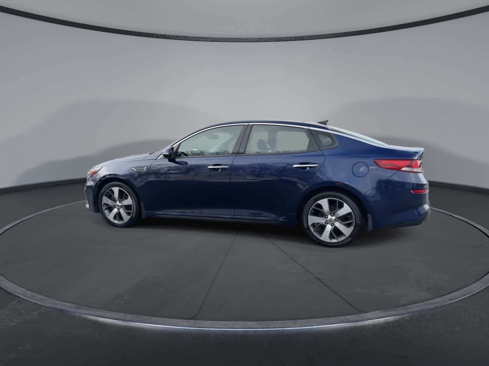 Thumbnail: 2019 Kia Optima - 5