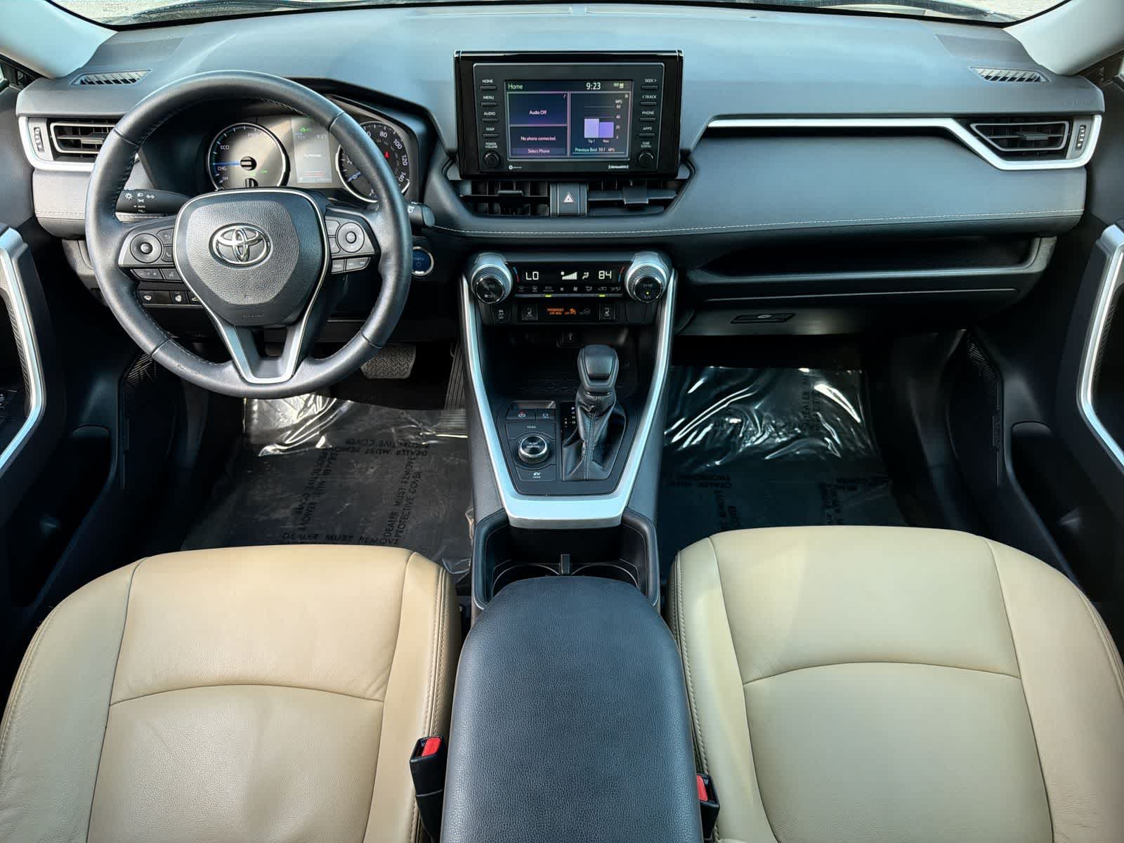 Thumbnail: 2022 Toyota RAV4 - 15