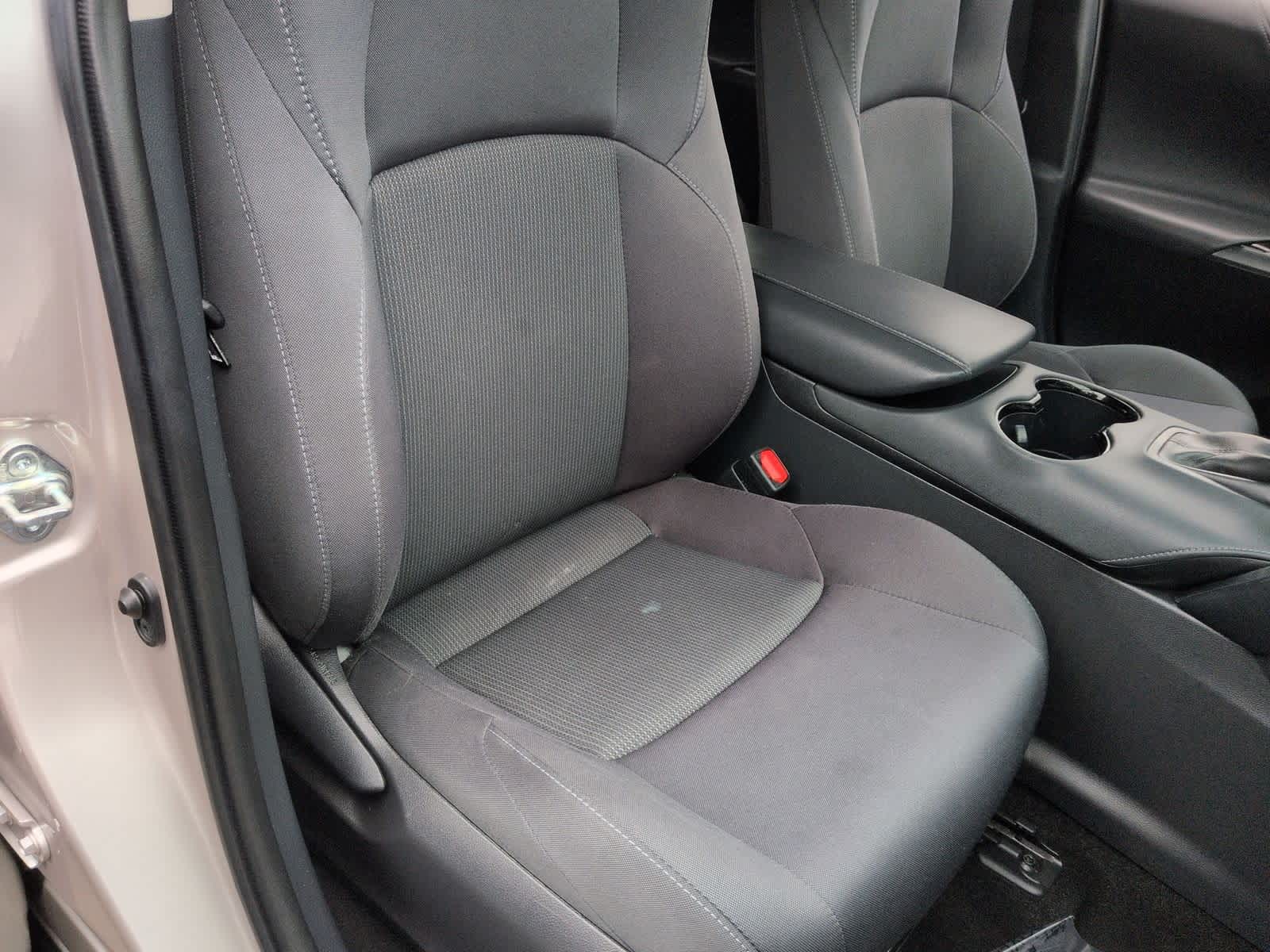 Thumbnail: 2022 Toyota Venza - 22