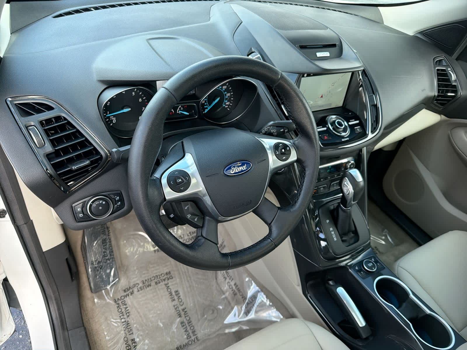 Thumbnail: 2016 Ford Escape - 10