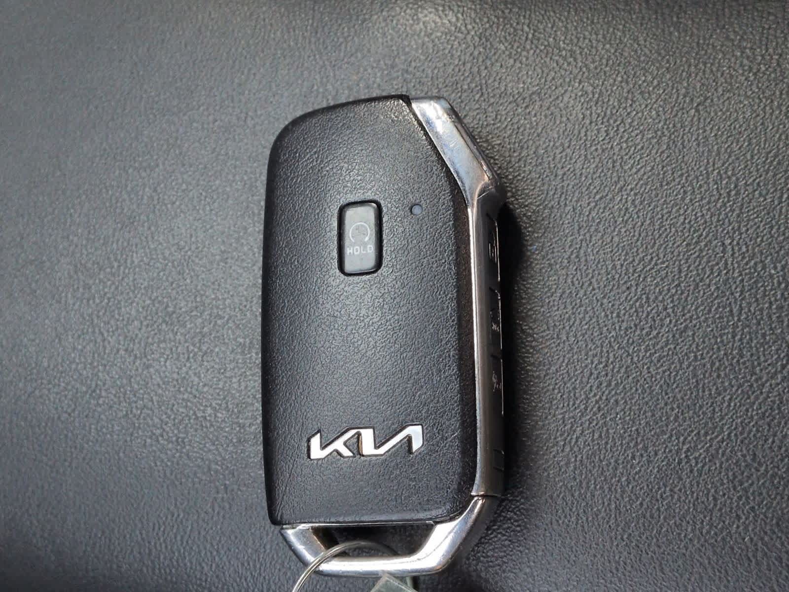 Thumbnail: 2022 Kia K5 - 38