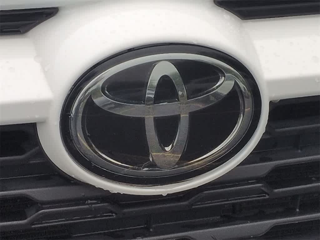 Thumbnail: 2019 Toyota RAV4 - 12