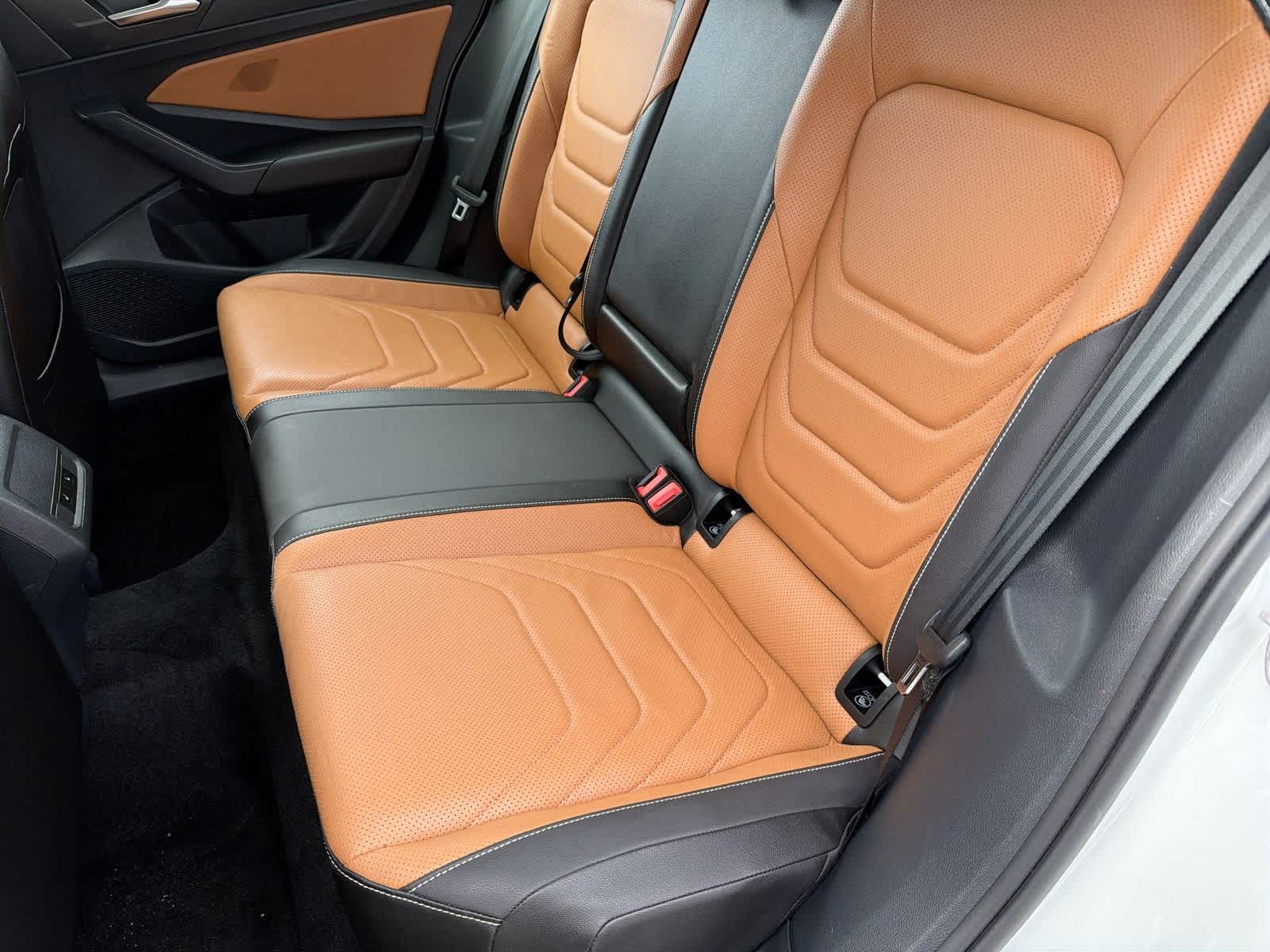 Thumbnail: 2023 Volkswagen Jetta - 21