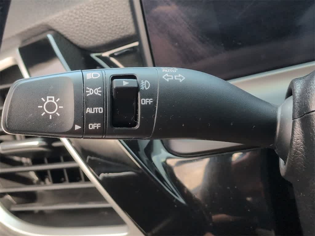 Thumbnail: 2024 Kia Seltos - 27