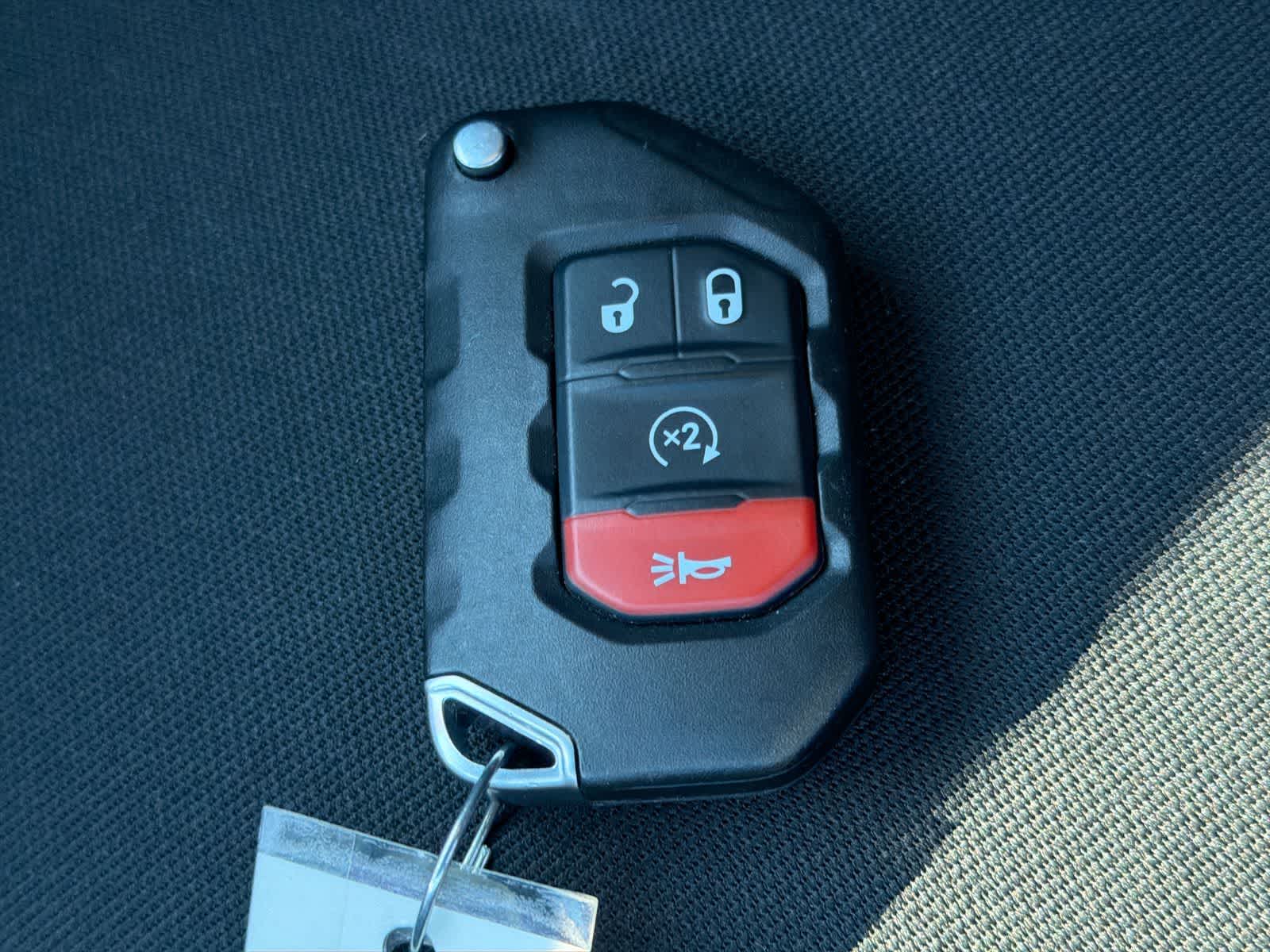 Thumbnail: 2022 Jeep Wrangler - 38