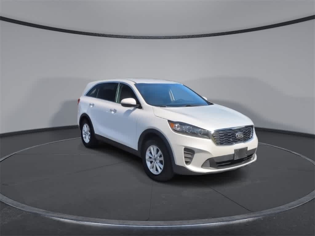 Thumbnail: 2019 Kia Sorento - 2