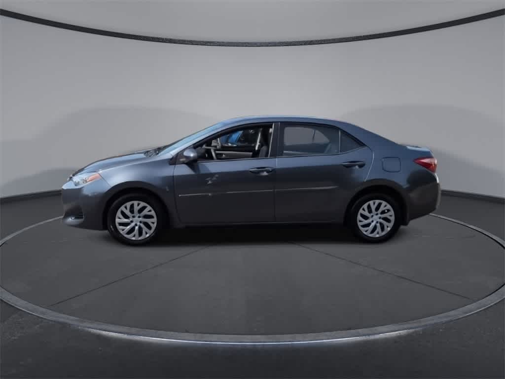 Thumbnail: 2017 Toyota Corolla - 4