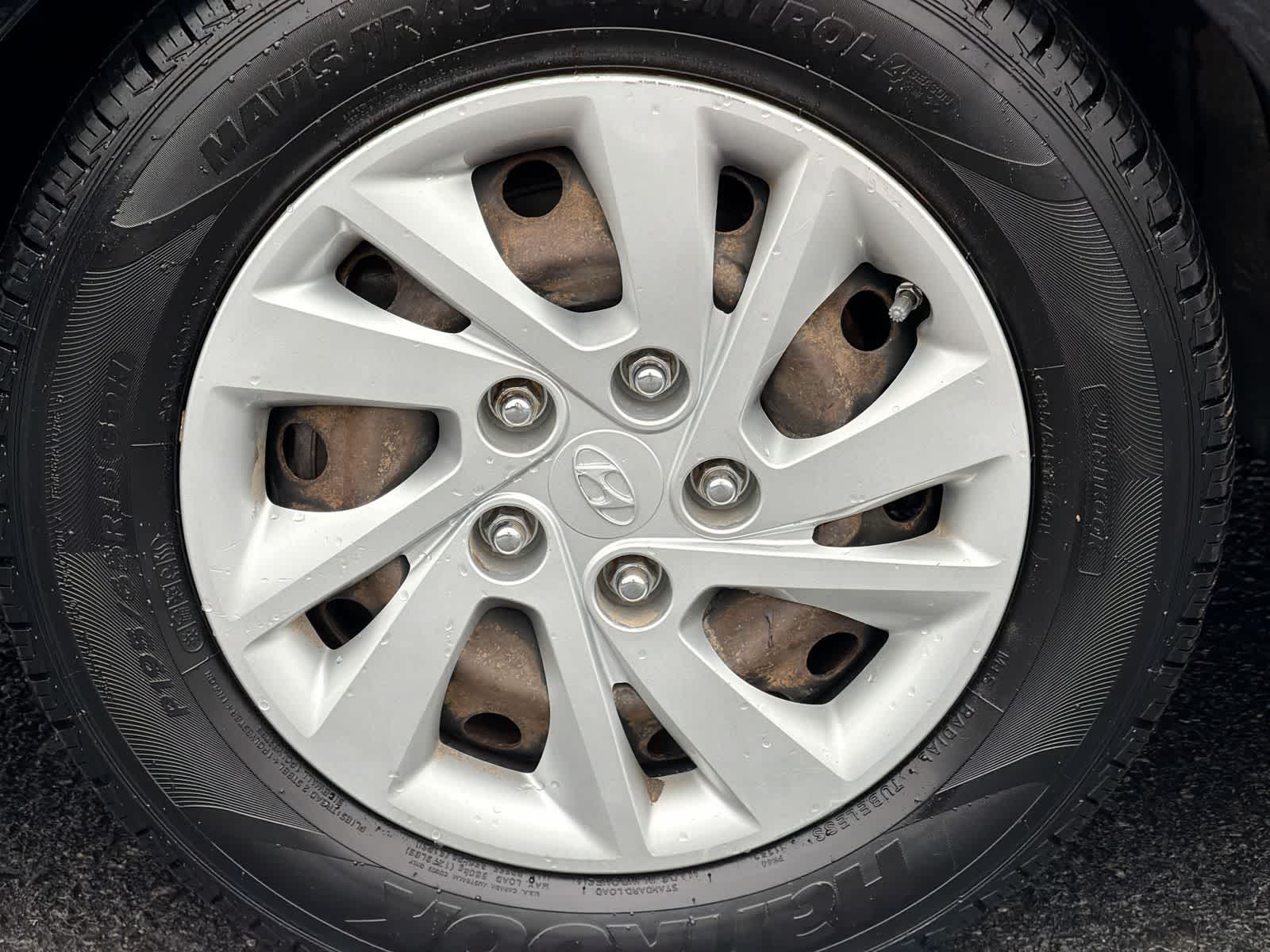 Thumbnail: 2019 Hyundai Elantra - 14