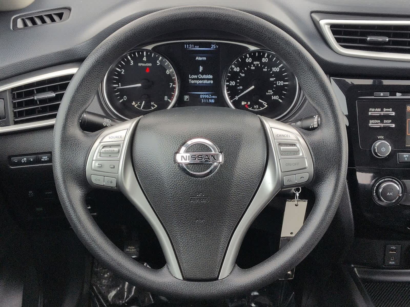 Thumbnail: 2016 Nissan Rogue - 23