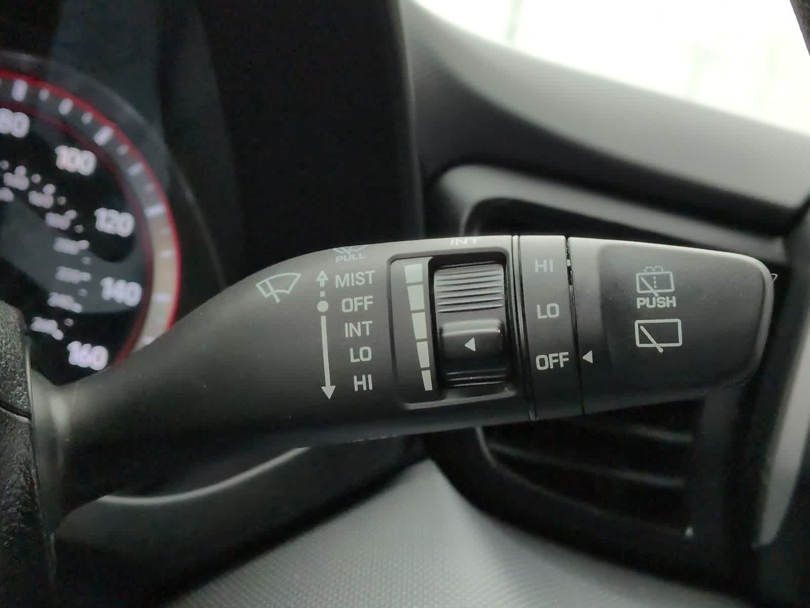 Thumbnail: 2019 Hyundai Veloster - 26