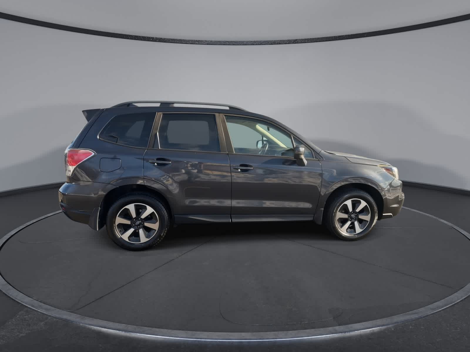 Thumbnail: 2017 Subaru Forester - 9