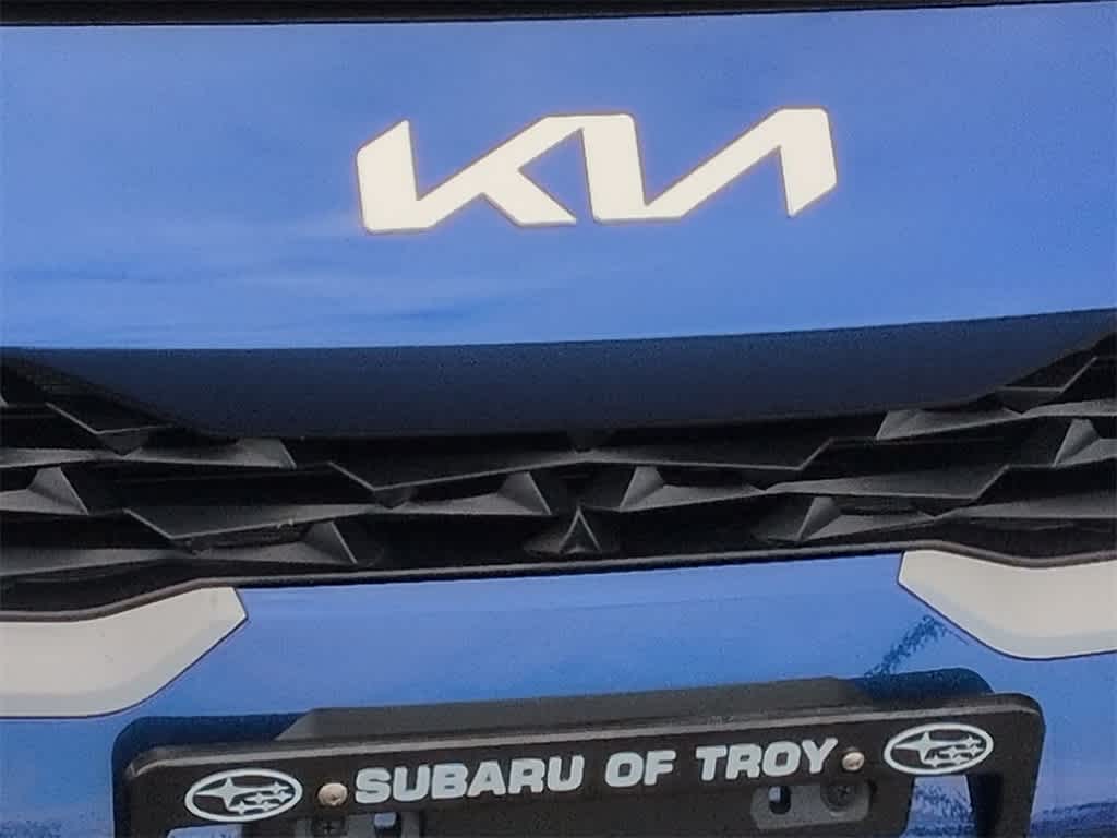 Thumbnail: 2023 Kia Forte - 12