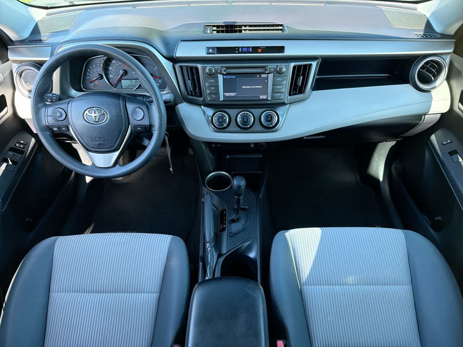 Thumbnail: 2015 Toyota RAV4 - 16