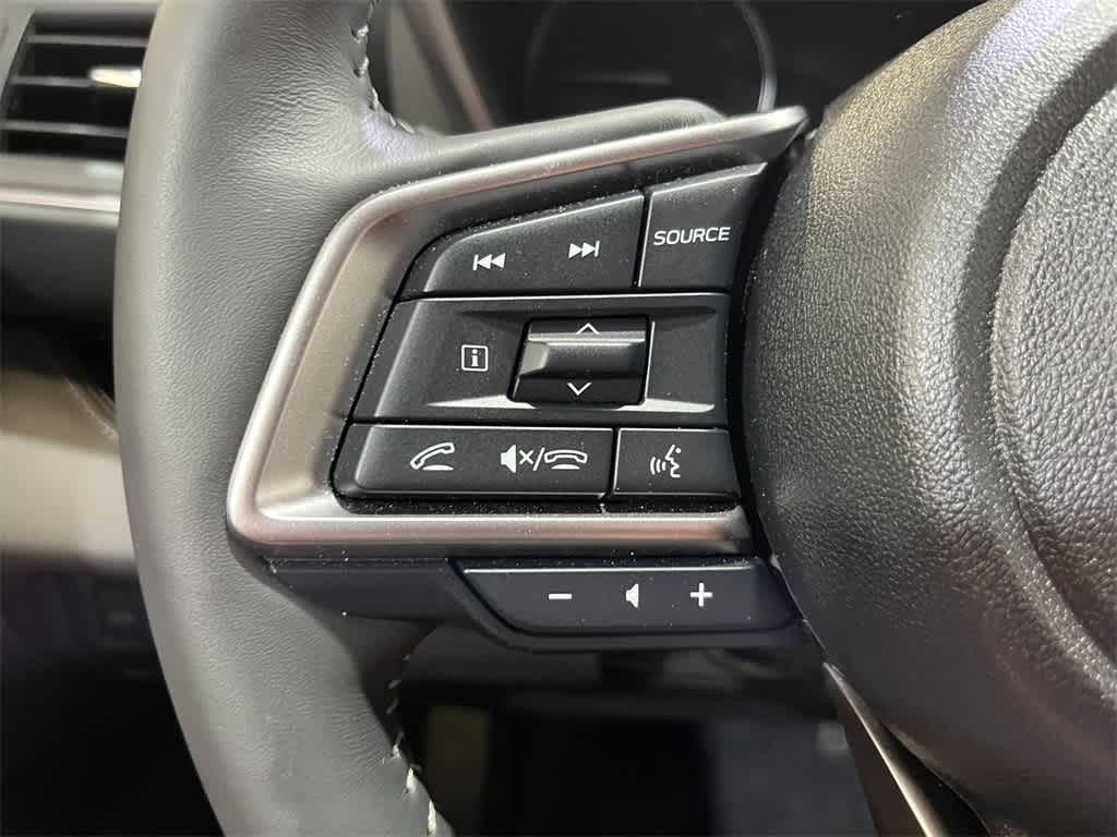 2025 Subaru Ascent Touring 18