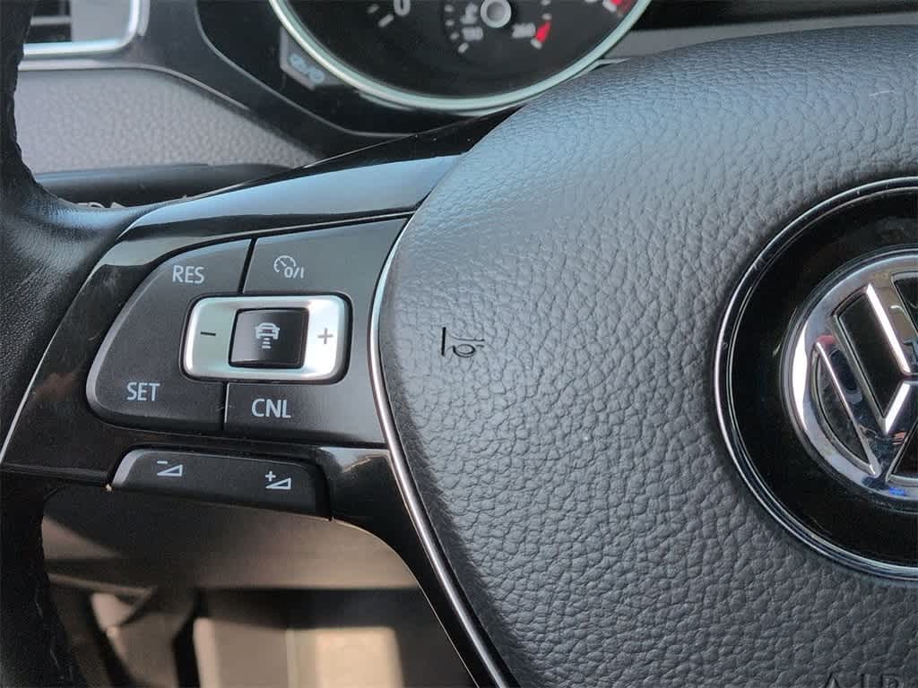 Thumbnail: 2016 Volkswagen Jetta - 26