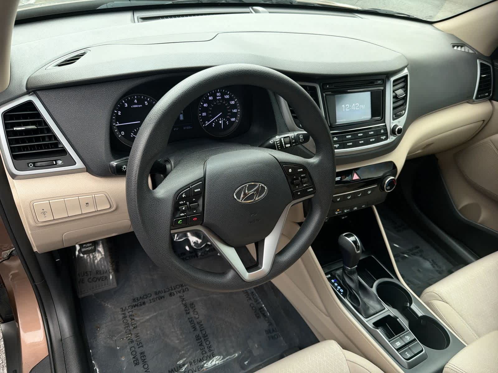 Thumbnail: 2017 Hyundai Tucson - 10