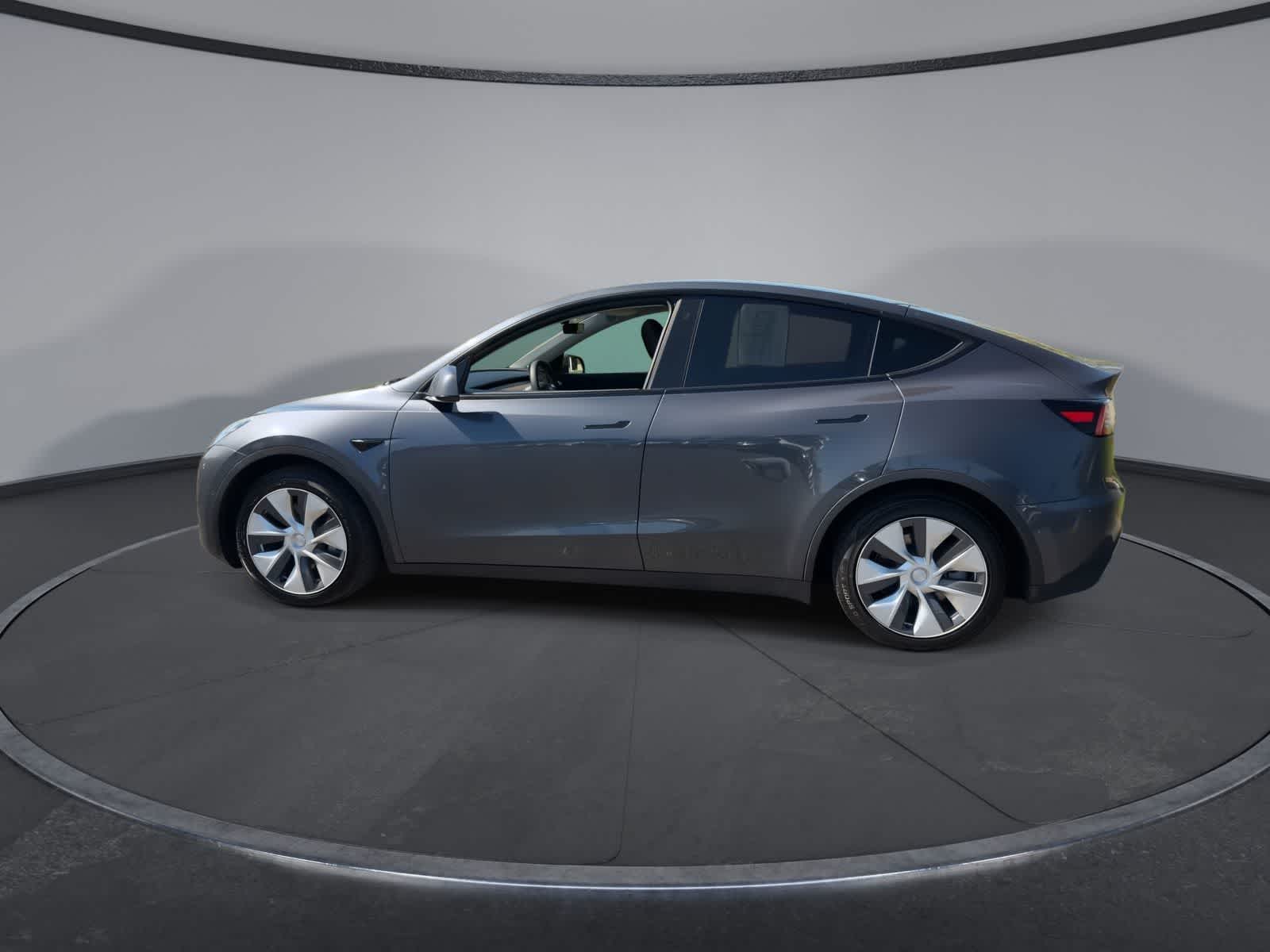 Thumbnail: 2021 Tesla Model Y - 5