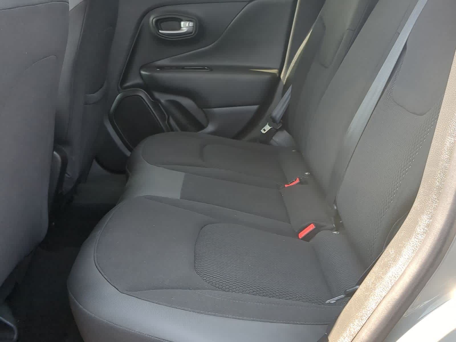 Thumbnail: 2020 Jeep Renegade - 20