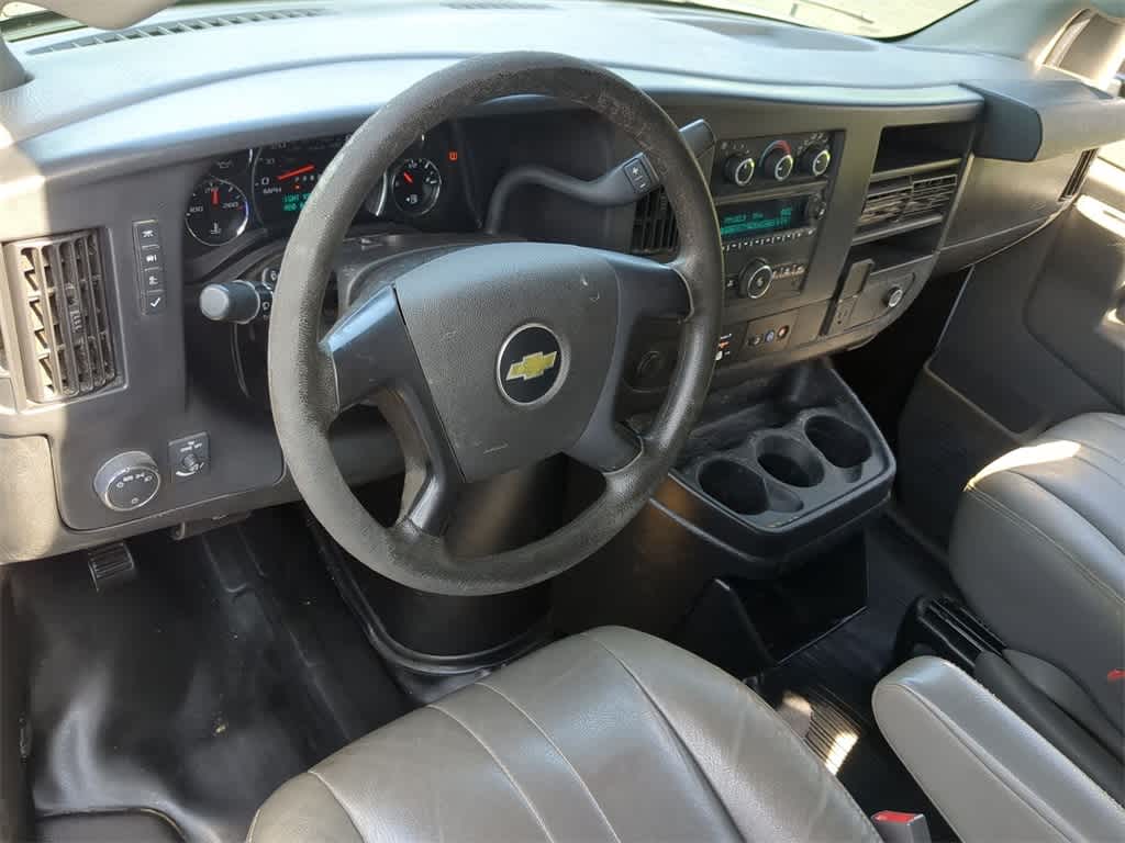 Thumbnail: 2016 Chevrolet Express - 10