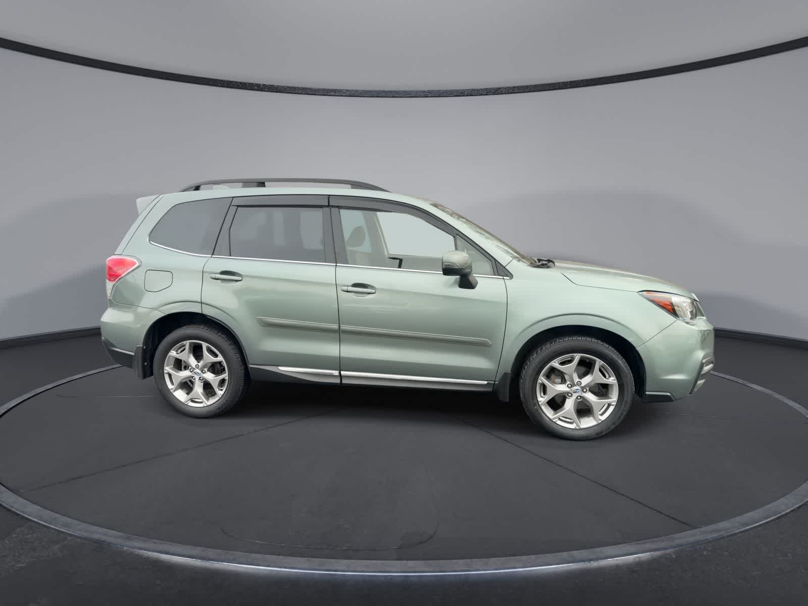 Thumbnail: 2018 Subaru Forester - 9