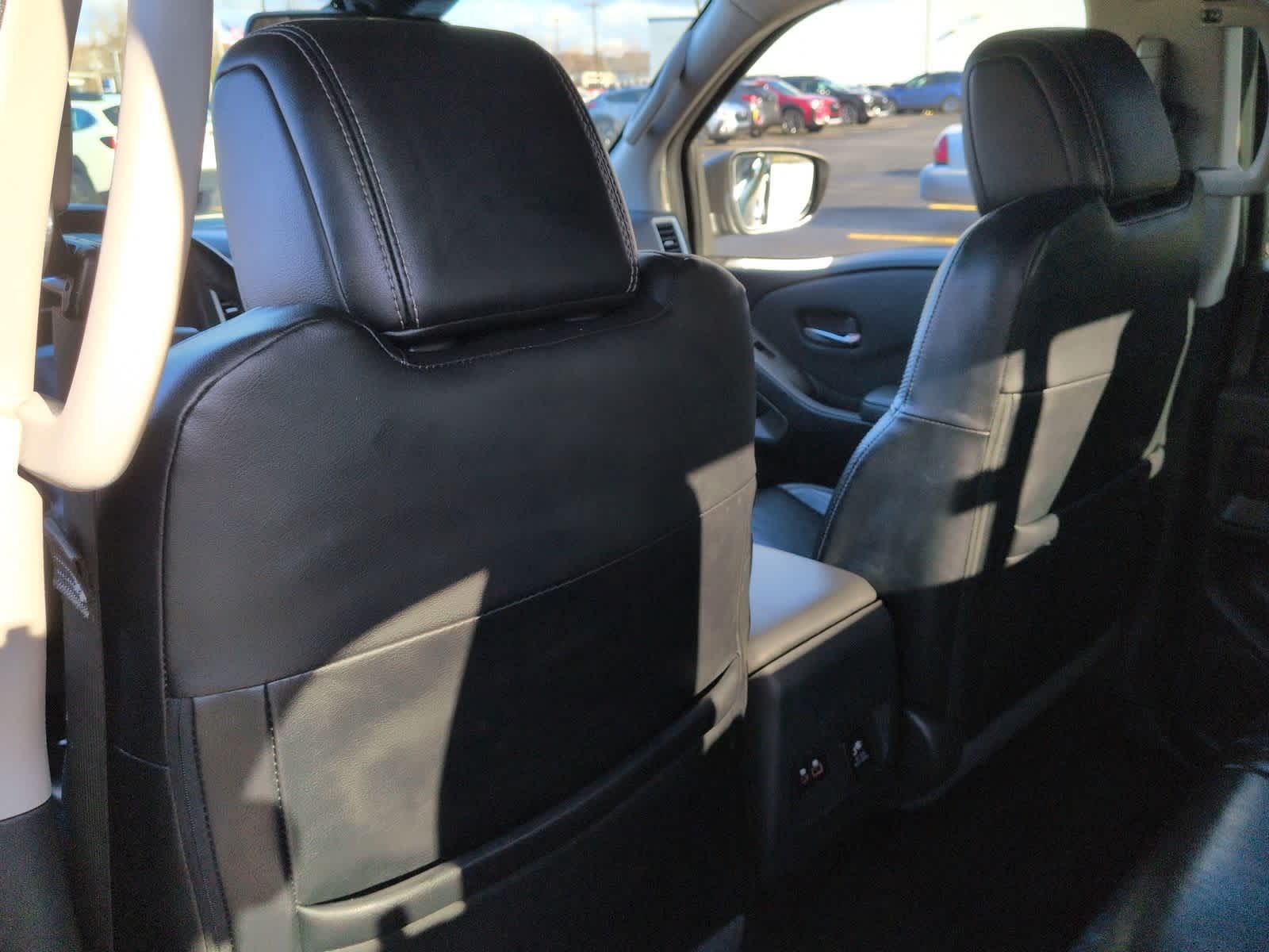 Thumbnail: 2022 Nissan Frontier - 19