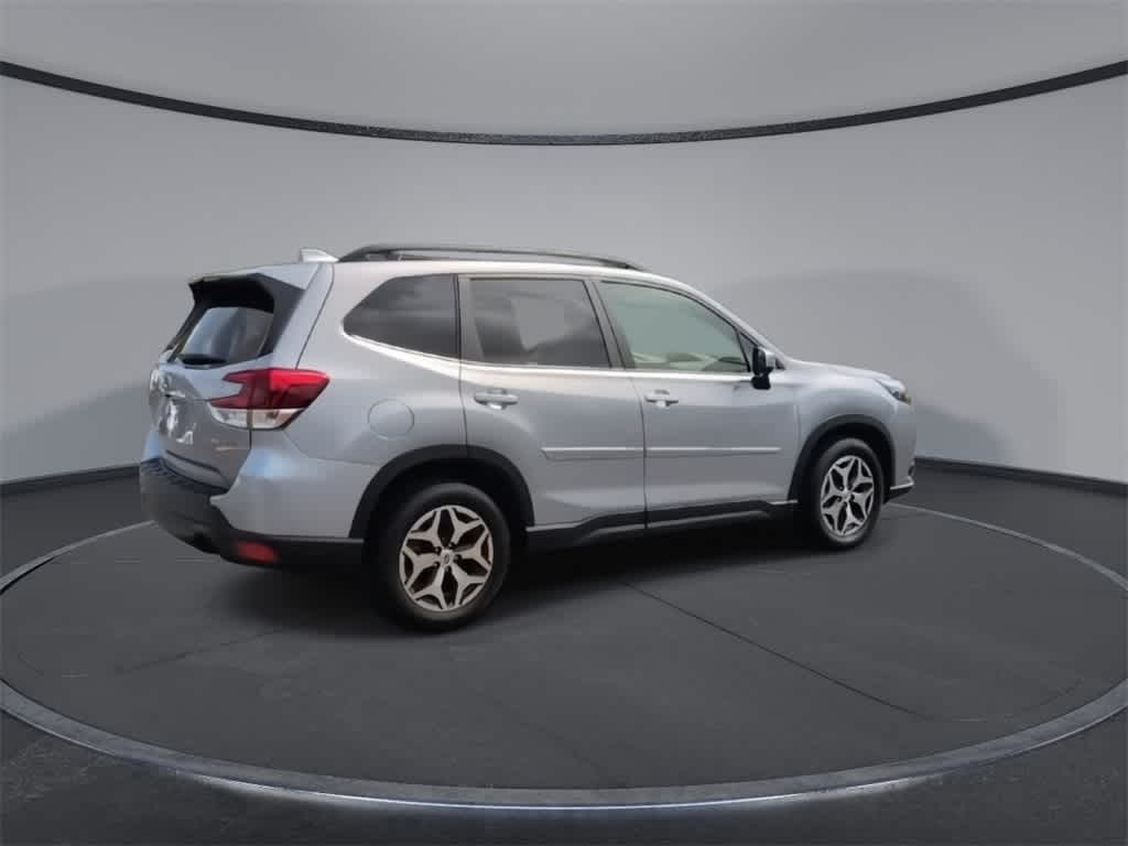 Thumbnail: 2022 Subaru Forester - 8