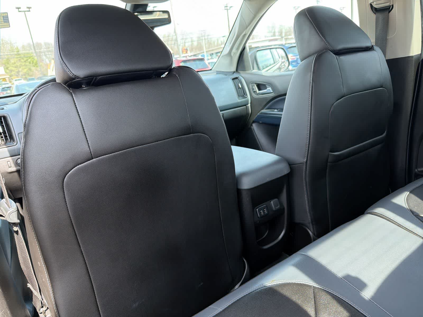 Thumbnail: 2016 Chevrolet Colorado - 19