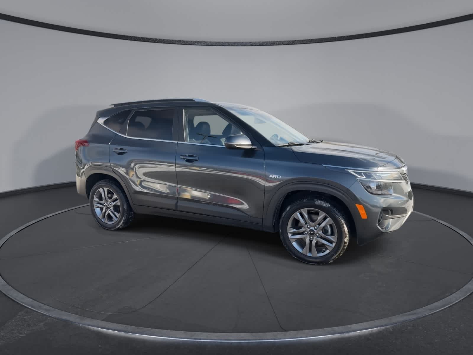 Thumbnail: 2023 Kia Seltos - 2