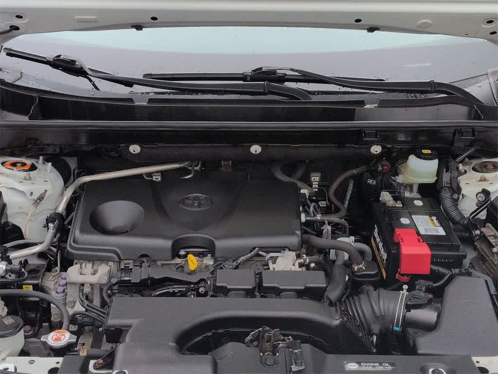 Thumbnail: 2019 Toyota RAV4 - 15