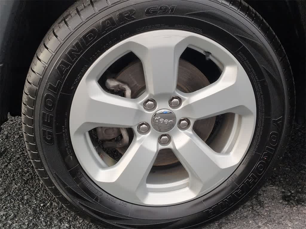 Thumbnail: 2021 Jeep Compass - 14