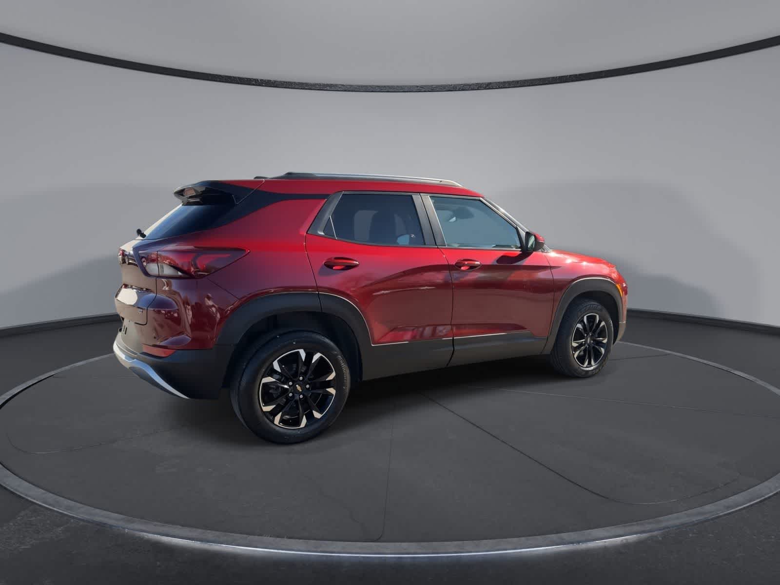 Thumbnail: 2023 Chevrolet TrailBlazer - 8