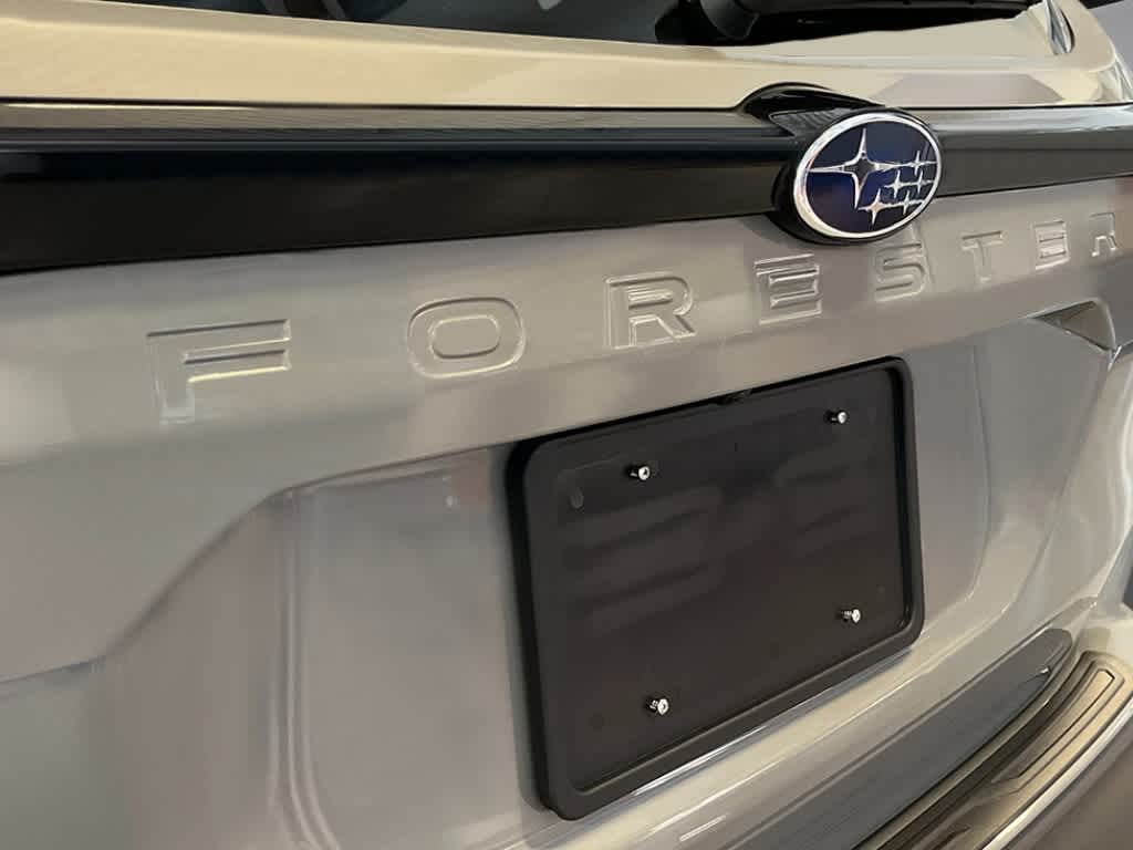 Thumbnail: 2025 Subaru Forester - 9