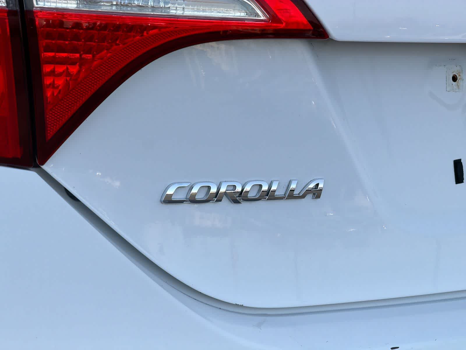 Thumbnail: 2015 Toyota Corolla - 13