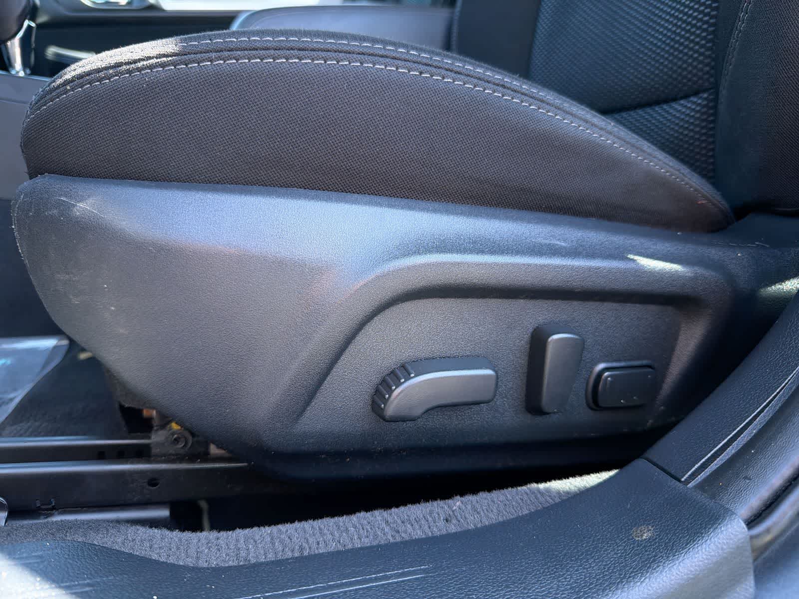 Thumbnail: 2018 Subaru Outback - 18