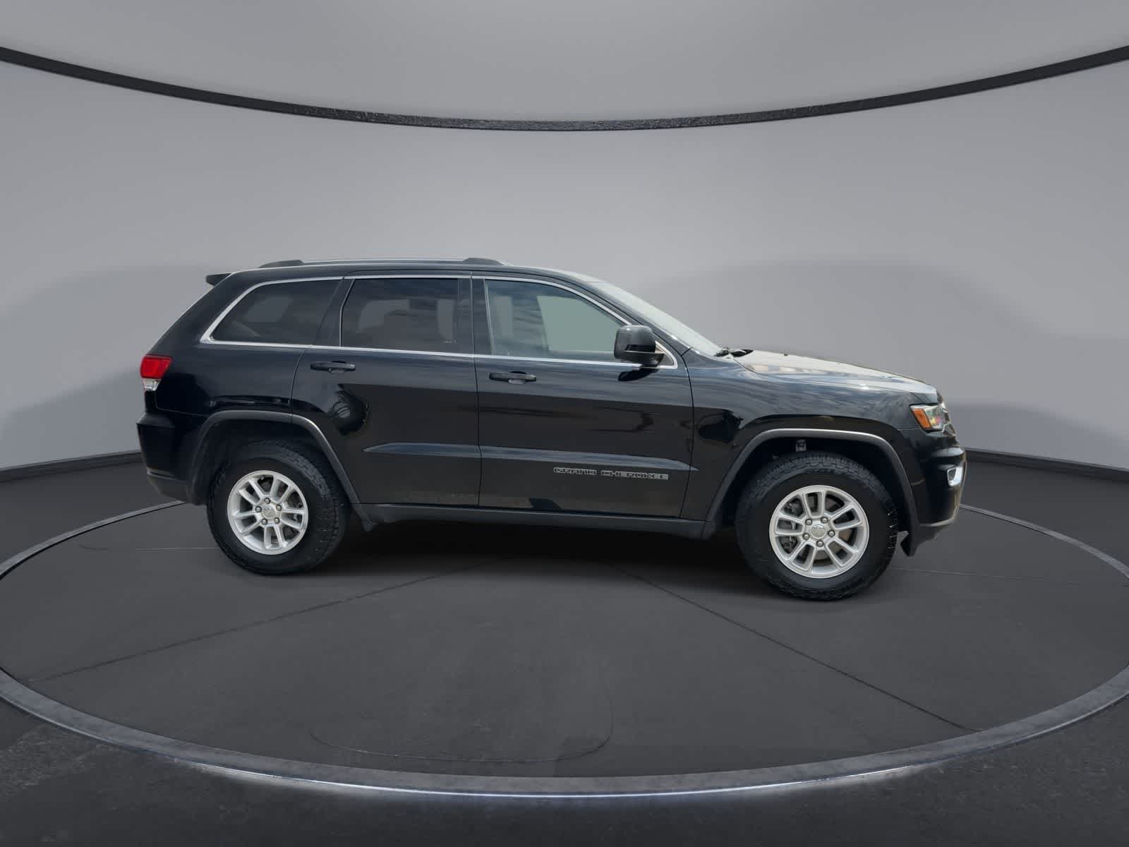 Thumbnail: 2020 Jeep Grand Cherokee - 9