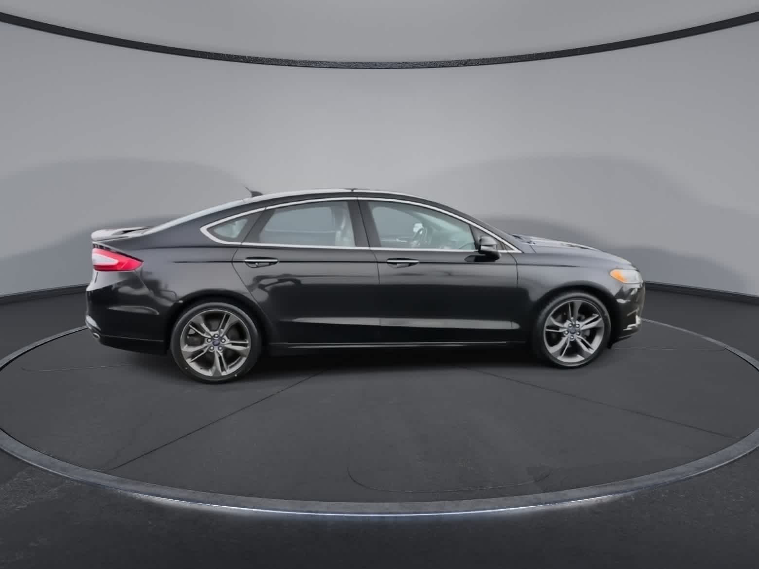 Thumbnail: 2015 Ford Fusion - 8