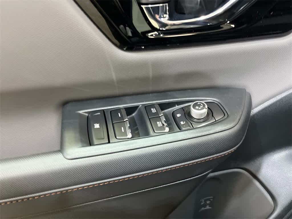 2025 Subaru Forester Sport 13