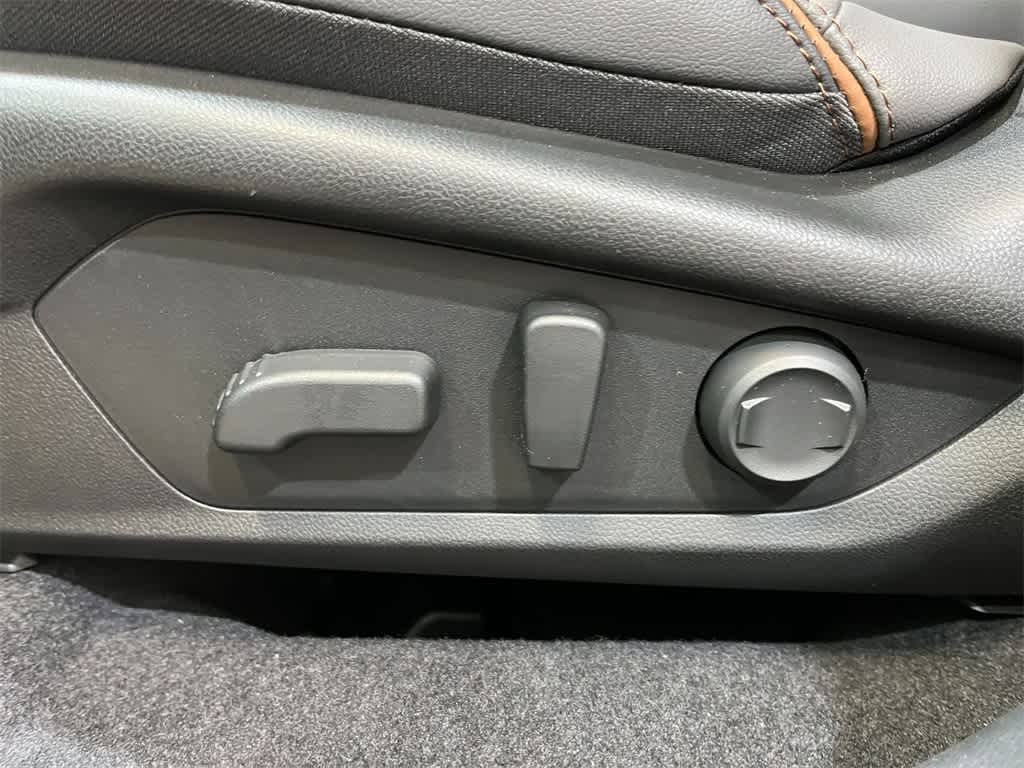 2025 Subaru Forester Sport 12