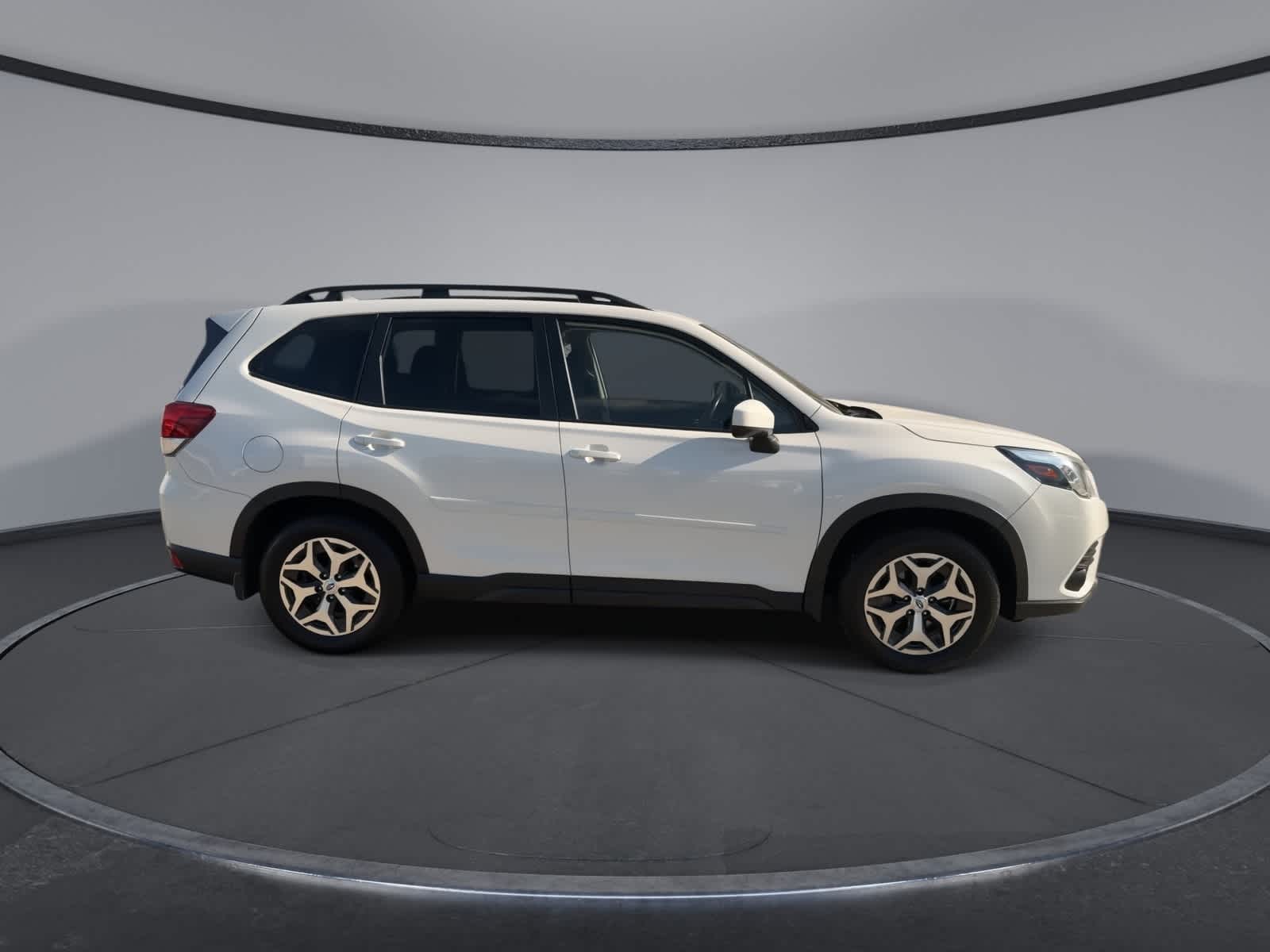 Thumbnail: 2023 Subaru Forester - 9