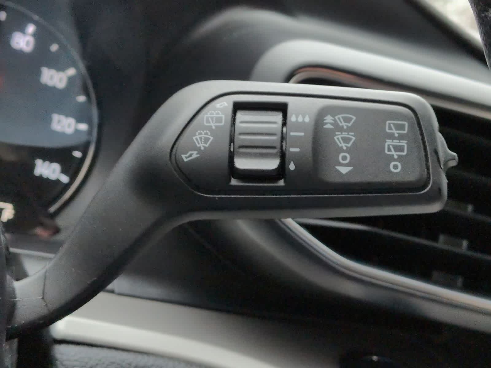 Thumbnail: 2022 Ford Explorer - 27