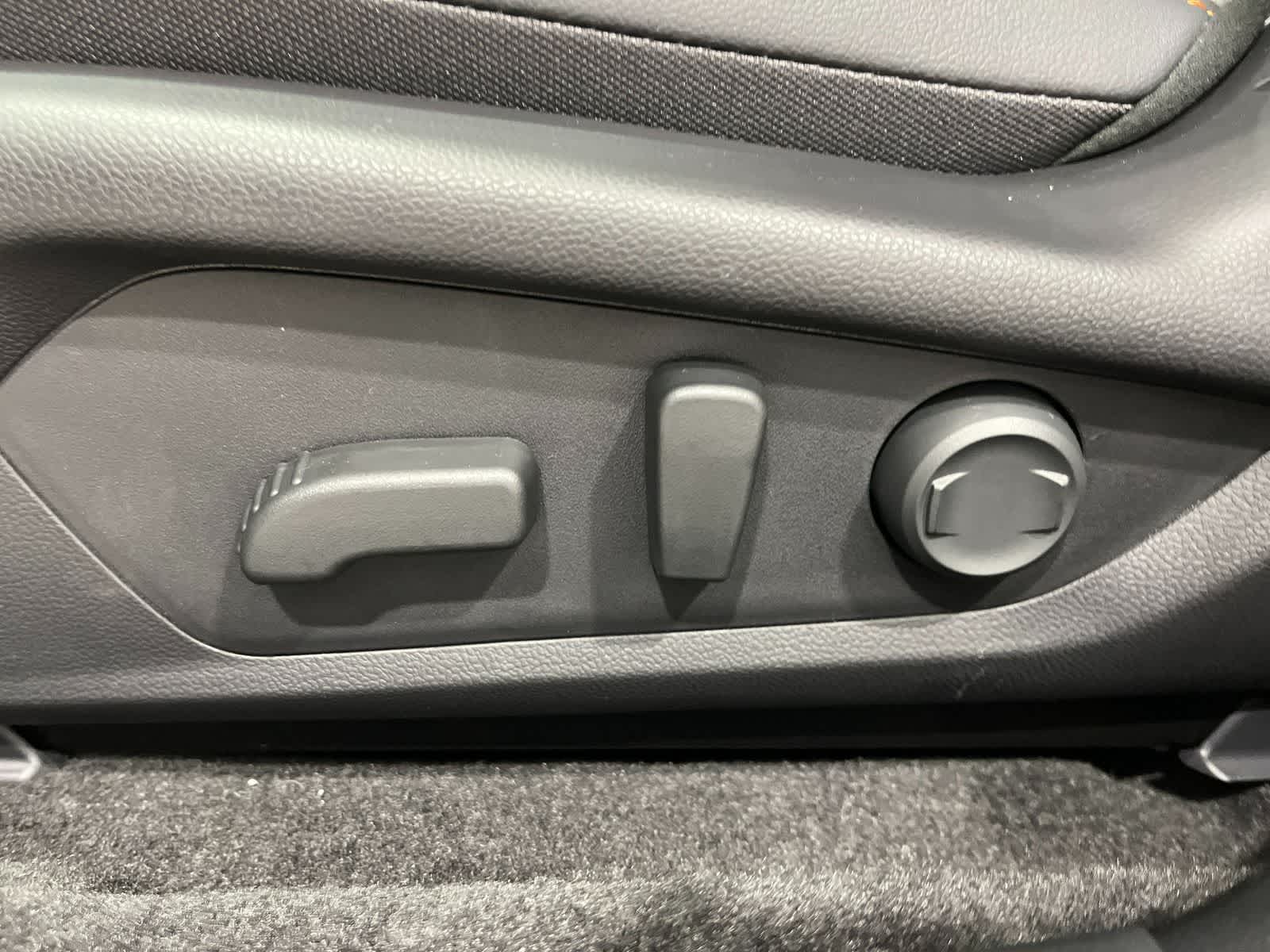 Thumbnail: 2025 Subaru Crosstrek - 13