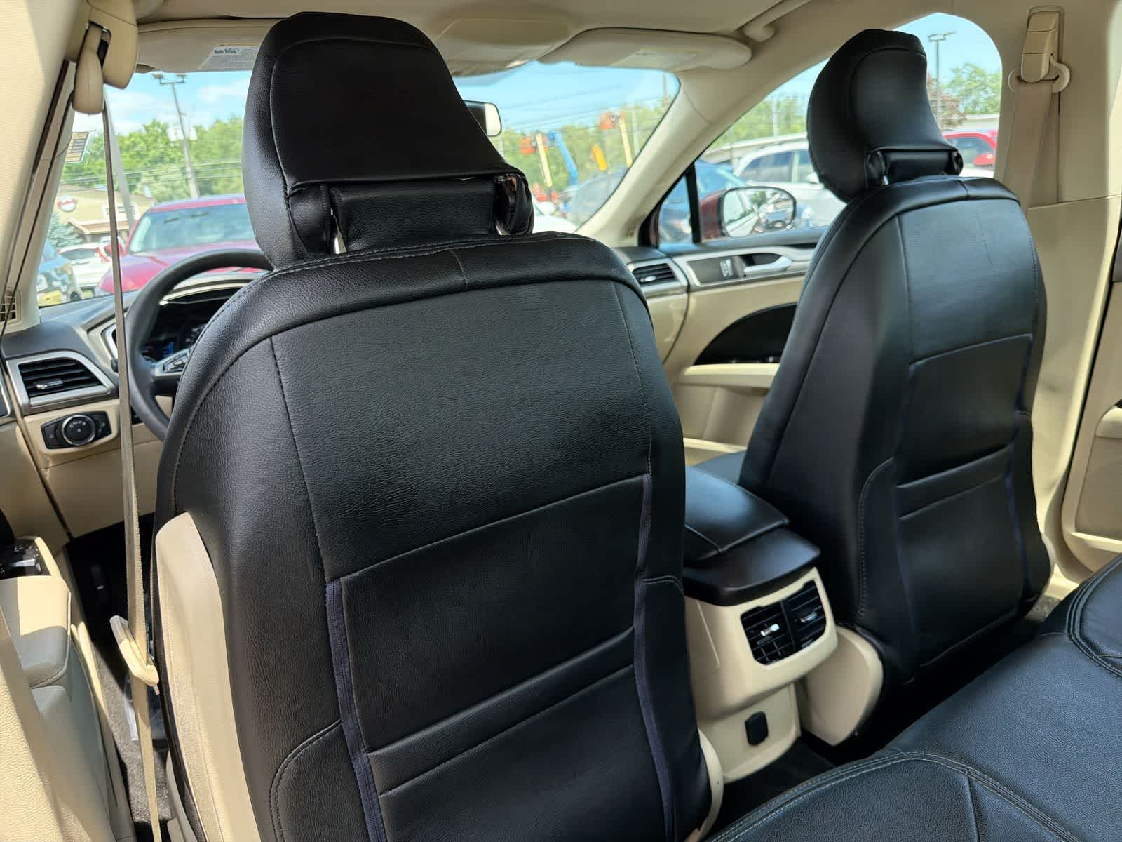 Thumbnail: 2016 Ford Fusion - 19