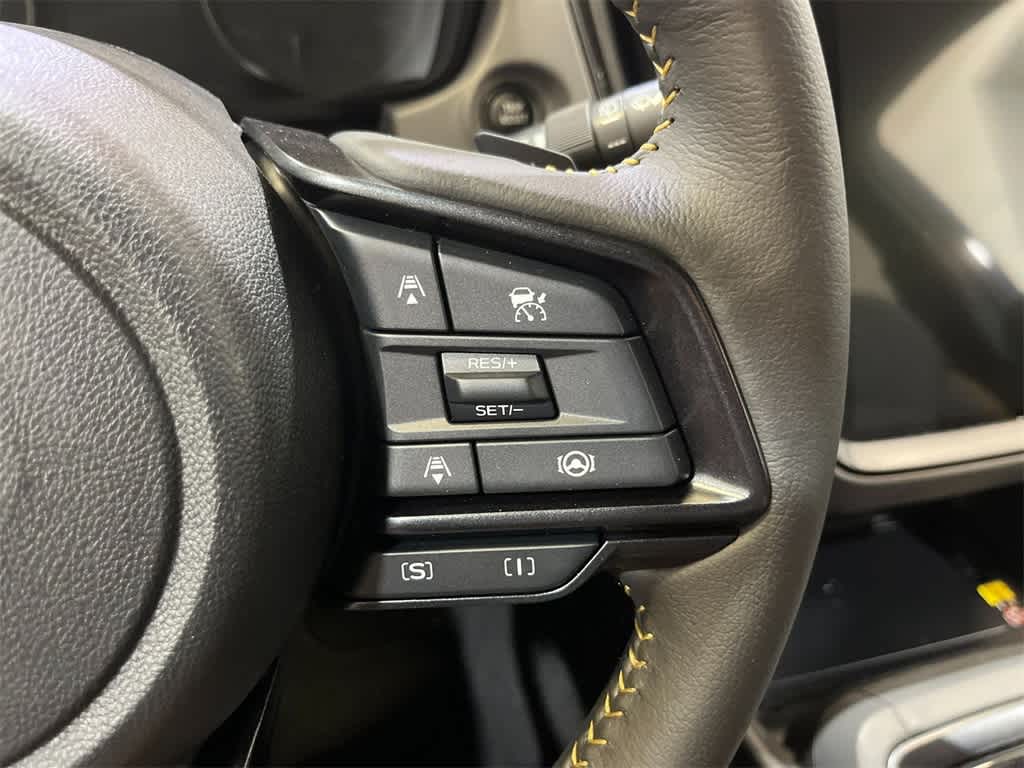 2025 Subaru Crosstrek Sport 16