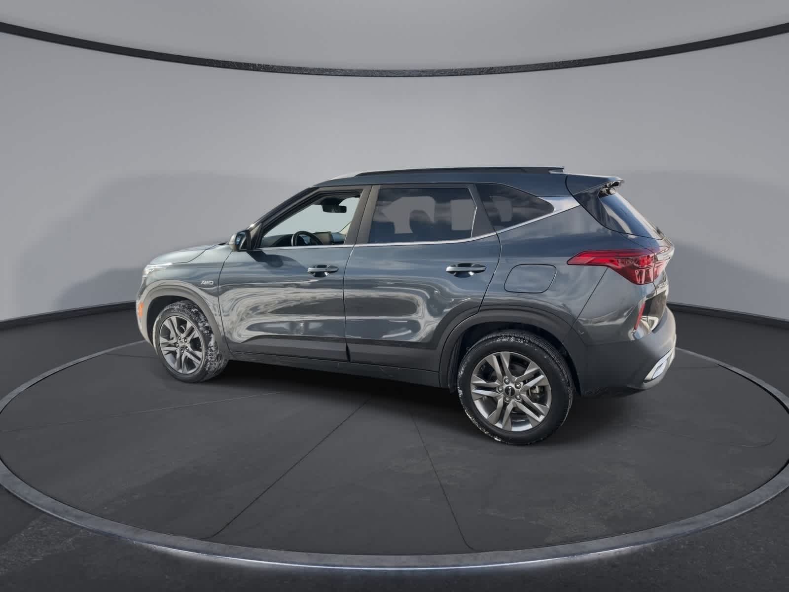 Thumbnail: 2023 Kia Seltos - 6