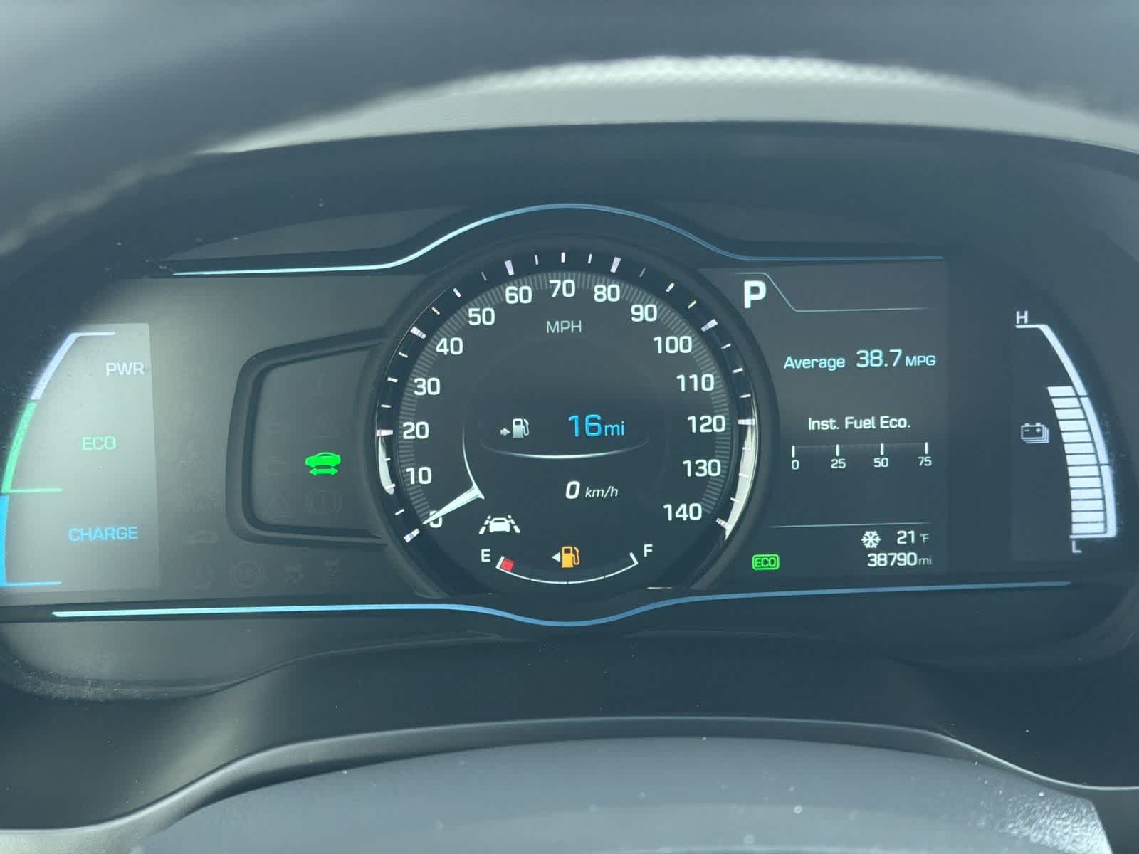 Thumbnail: 2017 Hyundai Ioniq - 33