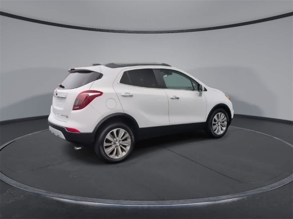 Thumbnail: 2017 Buick Encore - 8