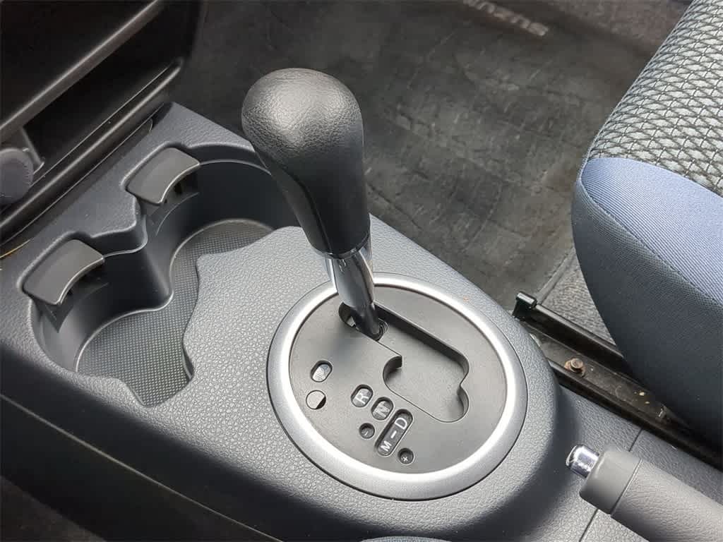 Thumbnail: 2013 Suzuki SX4 - 31