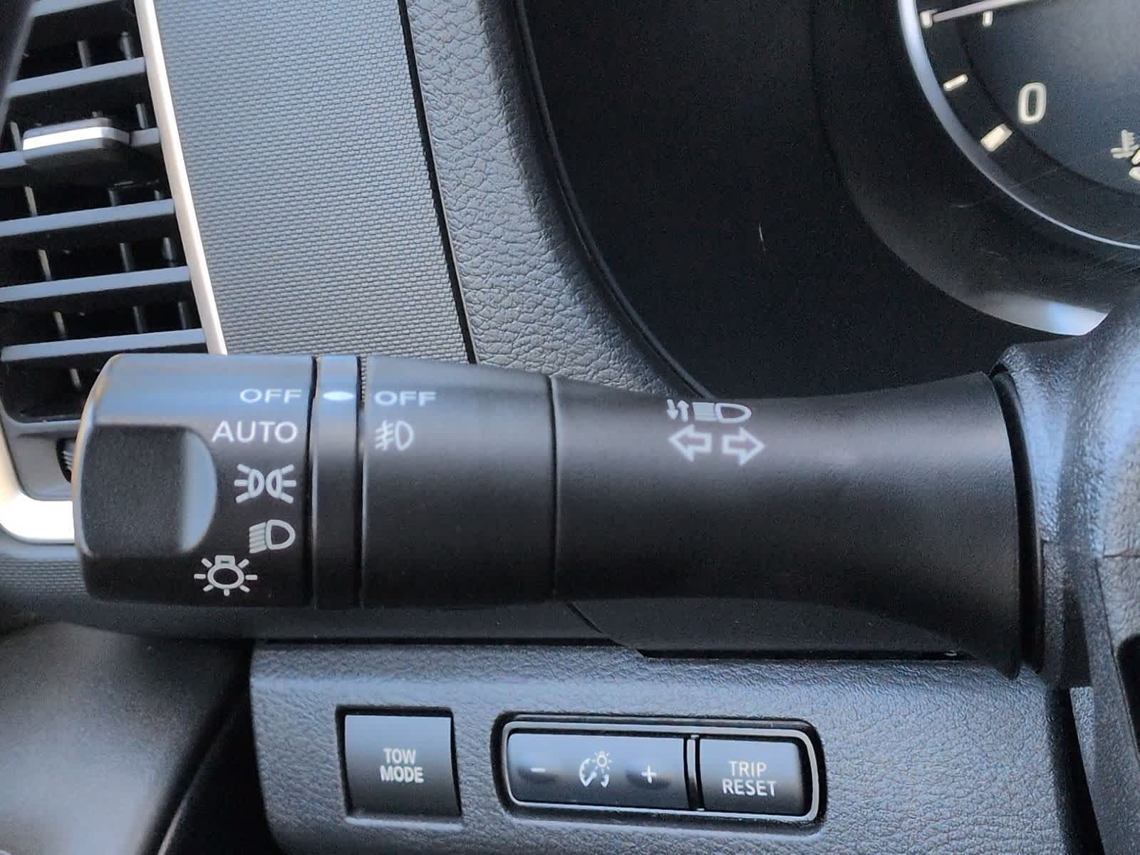 Thumbnail: 2022 Nissan Frontier - 29