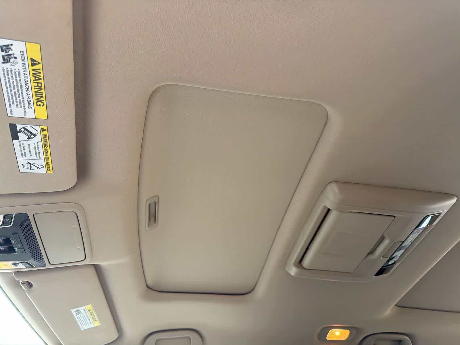 Thumbnail: 2016 Honda Pilot - 20